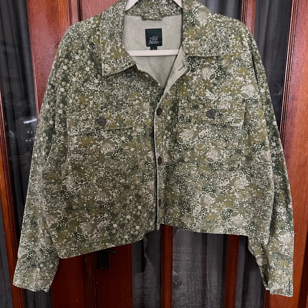 Oversized Cropped Floral Green Cargo Jacket with Pockets